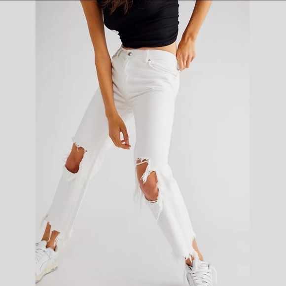 Free People Maggie Mid Rise Straight Leg Jeans Size 32 NWT! White Button Fly - Picture 3 of 15